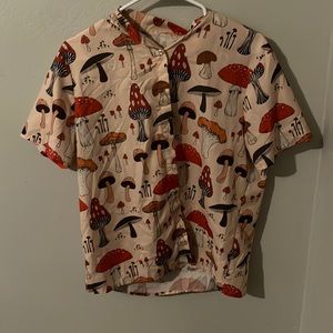 Button up mushroom top small great condition